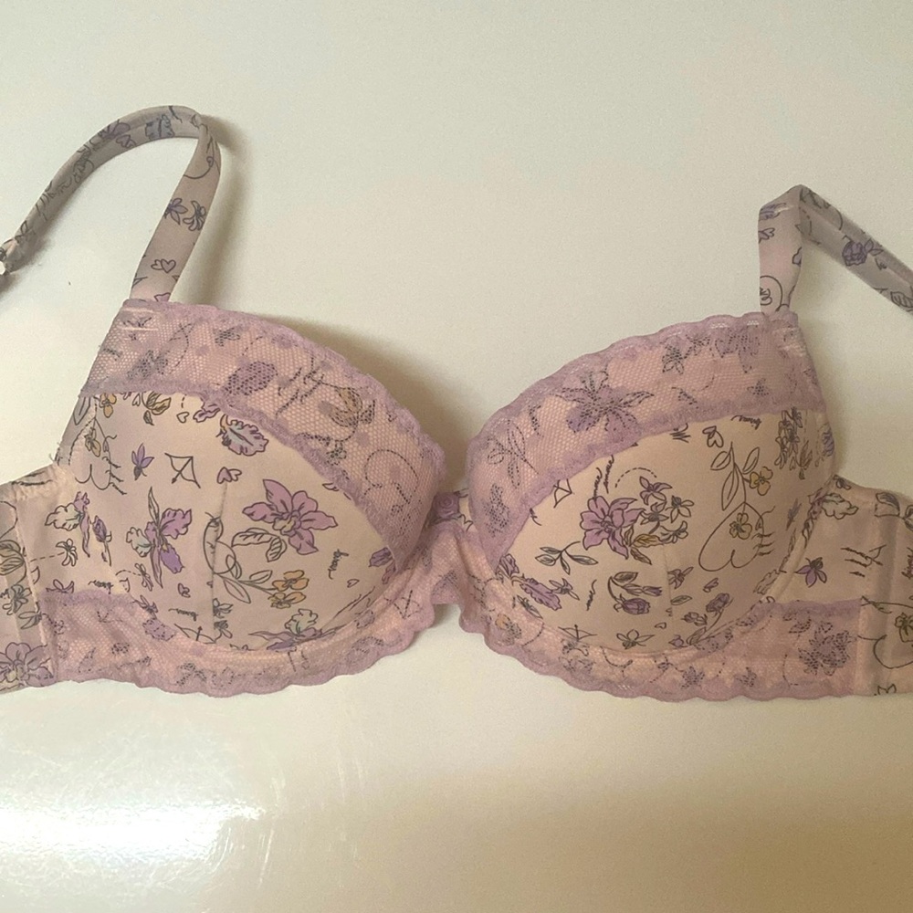 Bra with tattoo print